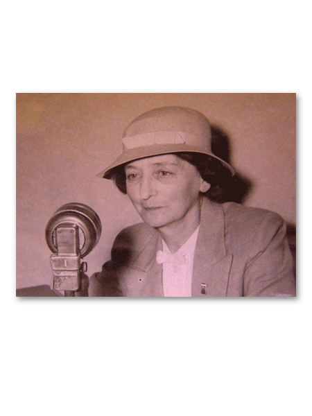 Mary Grant Bruce giving an ABC National Broadcast Talk in World War II. Copyright.
